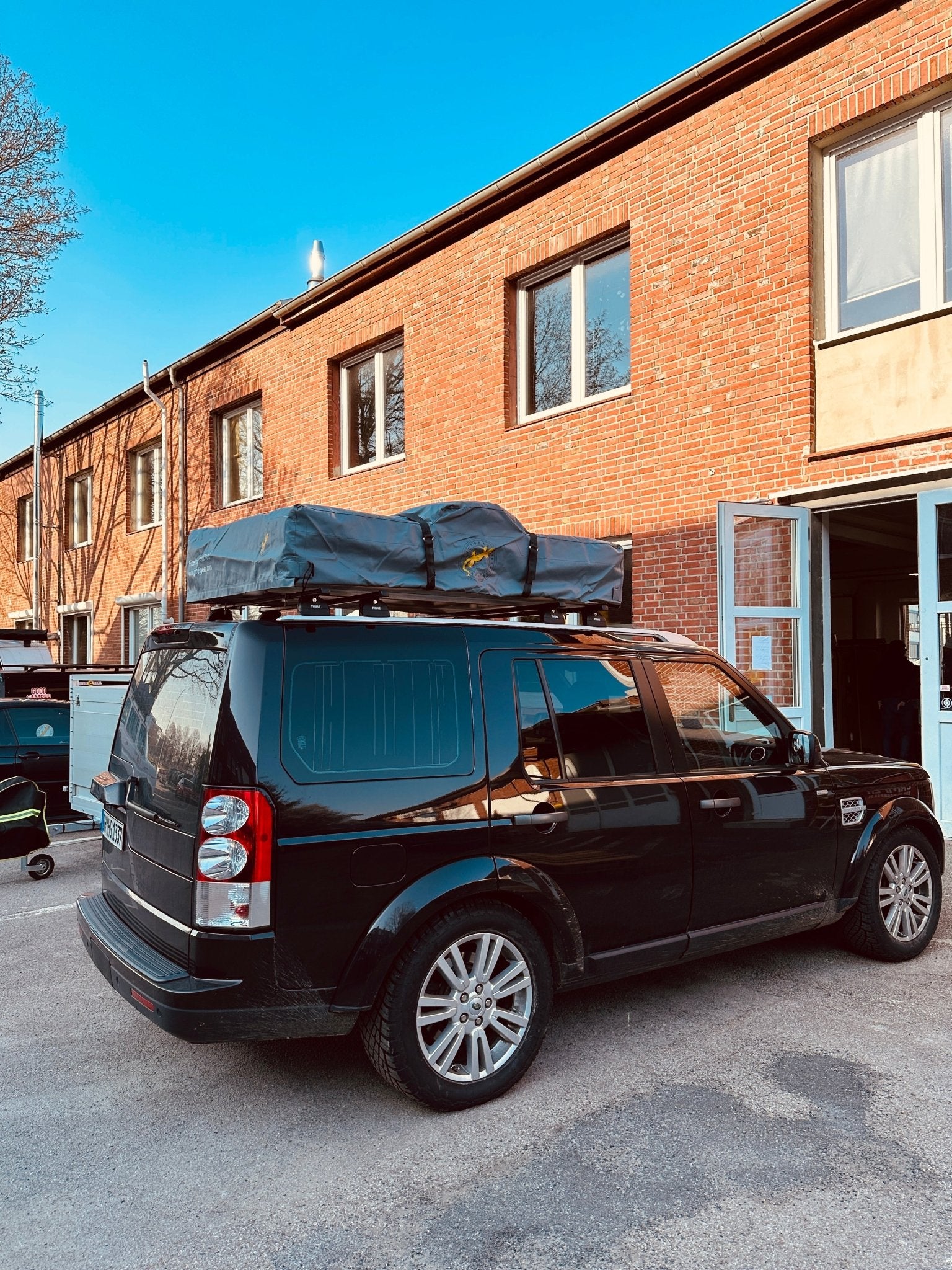 Dachzelt Montage - Good Camper-Showroom & Onlineshop für Dachzelte HH