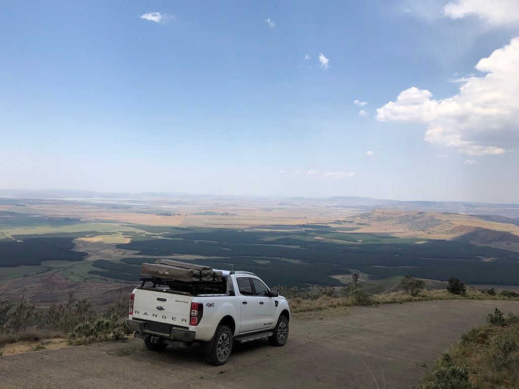 FRONT RUNNER - ROLL TOP SLIMLINE II LADEFLÄCHENTRÄGER KIT - Good Camper-Showroom & Onlineshop für Dachzelte HH