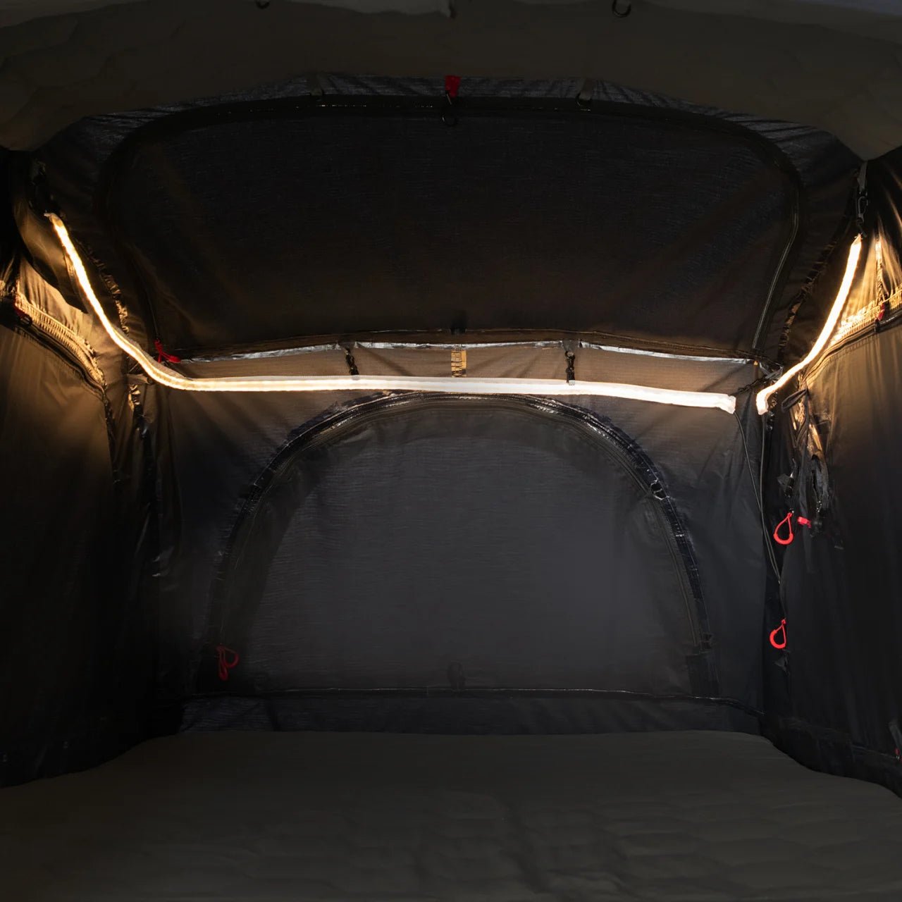 Qeedo Freedom Slim 2 / Slim L LED Light - Good Camper - Showroom & Onlineshop für Dachzelte HH
